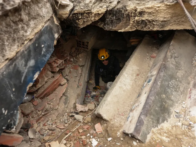 ‘We can still pull out live victims’: LA rescuers join Venezuela quake rescue efforts
