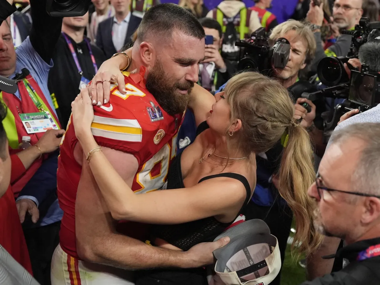 After weeks of speculation, Taylor Swift, Travis Kelce wed in New York 3 Swift and Kelce celebrate the Kansas City Chiefs' Super Bowl victory in Feb. 2024.