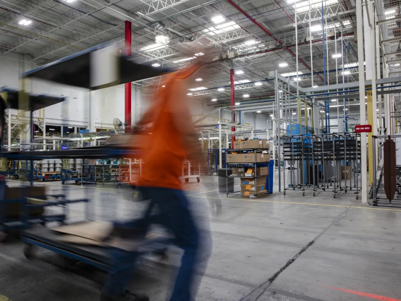 This factory was severely short on workers. Then it offered flexible work 3 In a typical week at Roper, about 450 flexible workers pick up shifts through the MyWorkChoice app. They work an average of 24 hours a week.