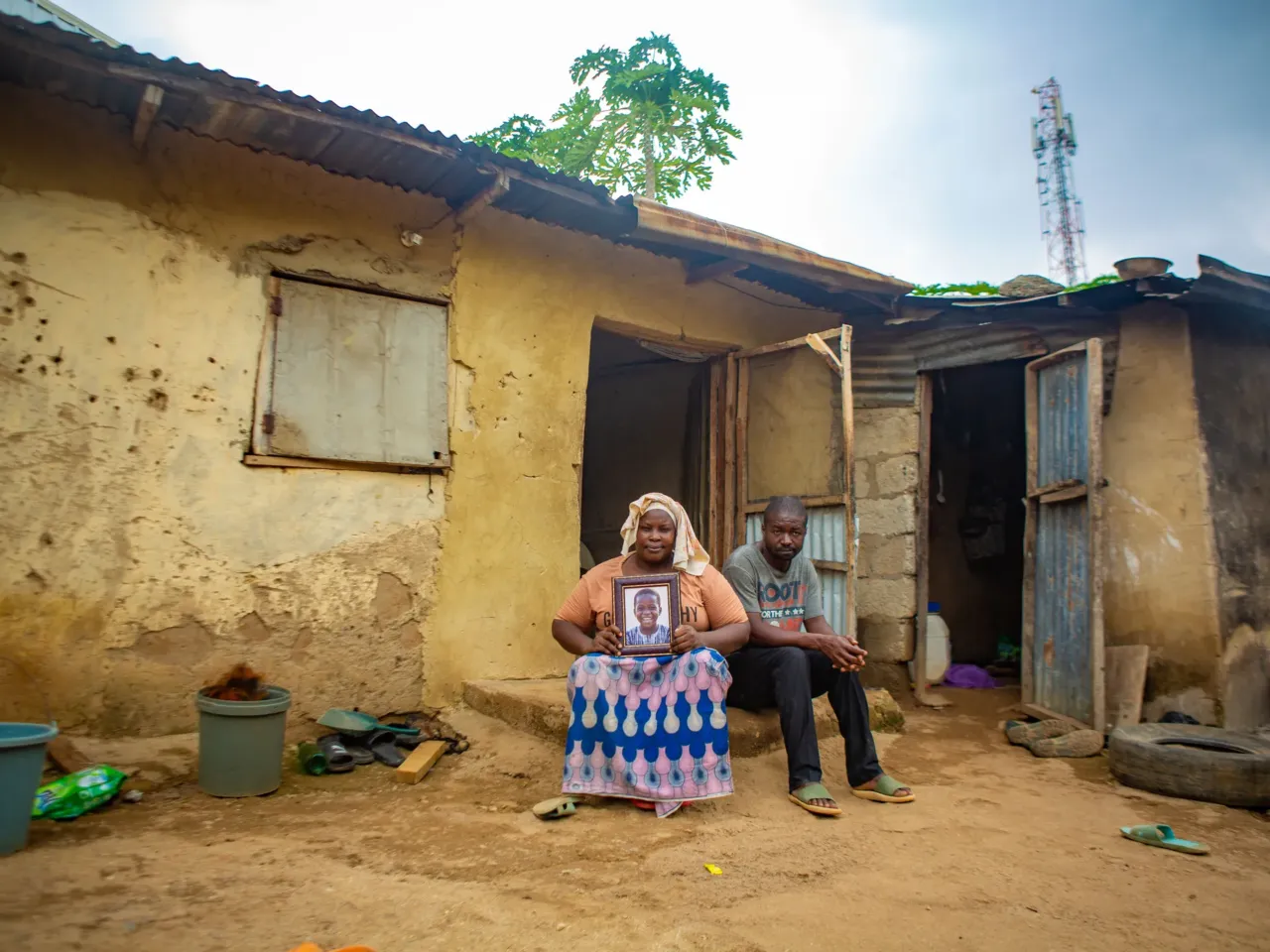 Trump's team says 'no children' died from USAID cuts. Consider these 3 cases 6 Asibi Garba and her husband, Yakubu Garba, sit outside their home holding a portrait of their son, Ibrahim, who died from typhoid.