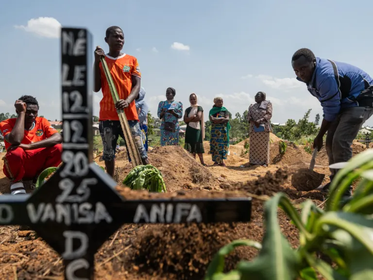 Ebola death toll in DR Congo surpasses 1,000