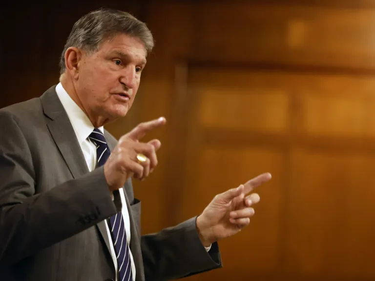 Inside Joe Manchin’s new quest to elect more Independents to Congress