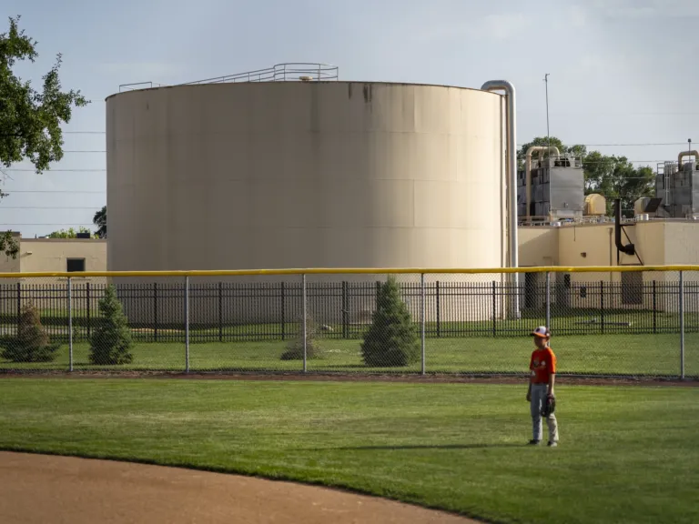 In Iowa, the water is so concerning that it could decide who wins the governor’s race