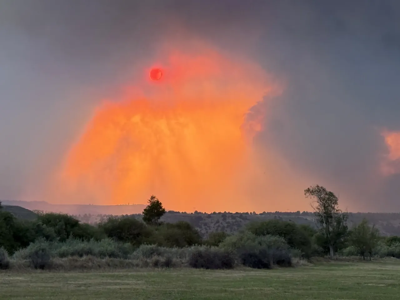 Oregon is on track for its worst wildfire season yet 1 Smoke from the Second Flat Fire threatening Burns, Oregon.