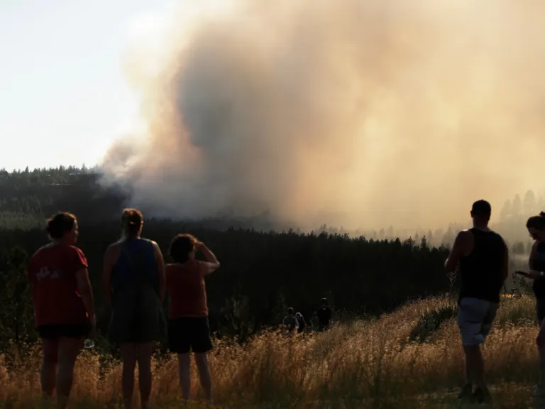 Thousands of people under evacuation order from wildfires in Spokane, Wash.