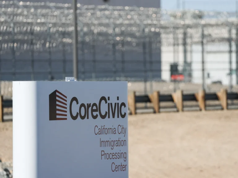 Private prisons announce $1.4 billion in revenue as immigration detentions climb