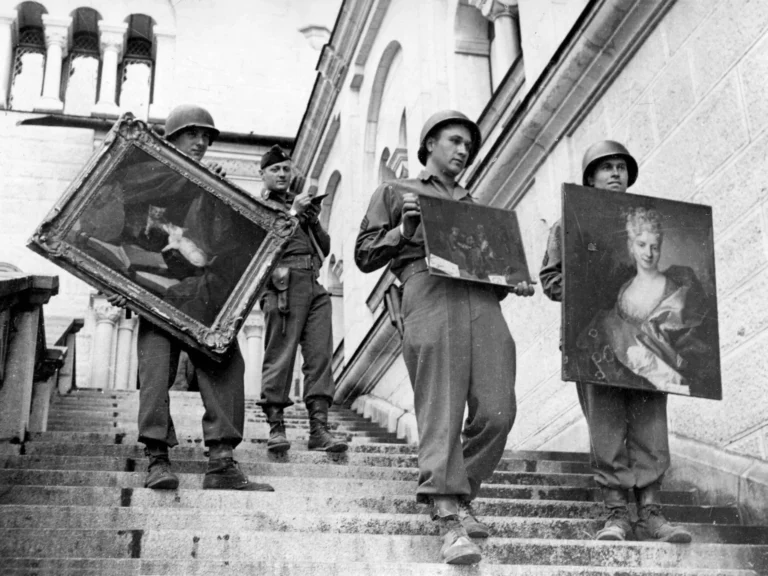 An AI chatbot is joining the search for art looted by the Nazis 