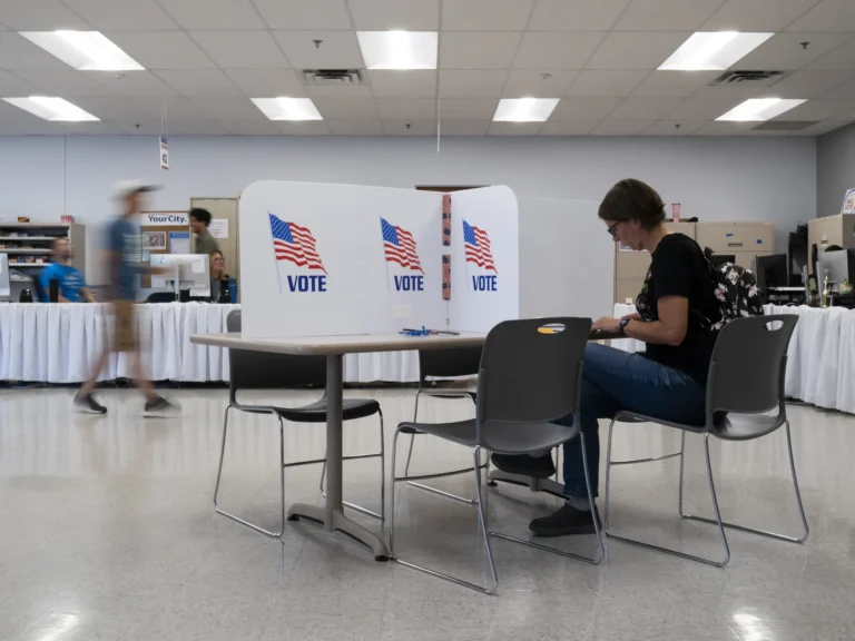 In Minnesota and Wisconsin, competitive primaries will again test power of progressive candidates