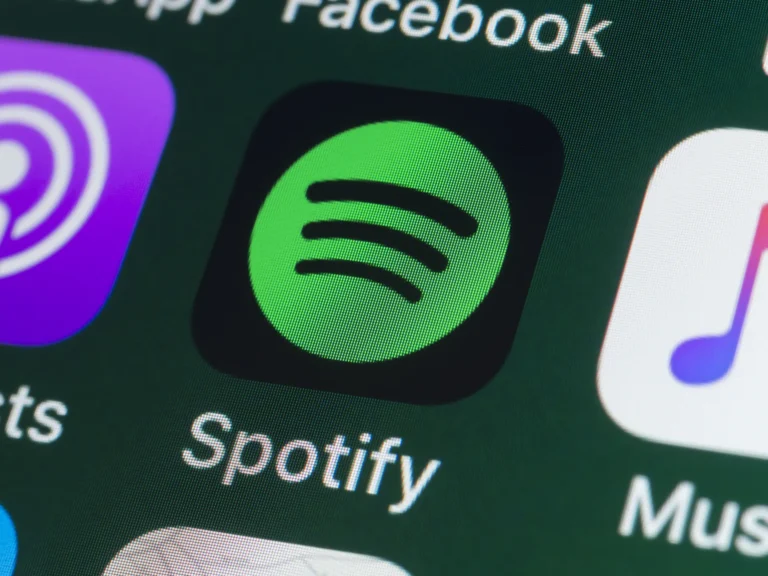 Spotify will now label AI creators posing as human artists